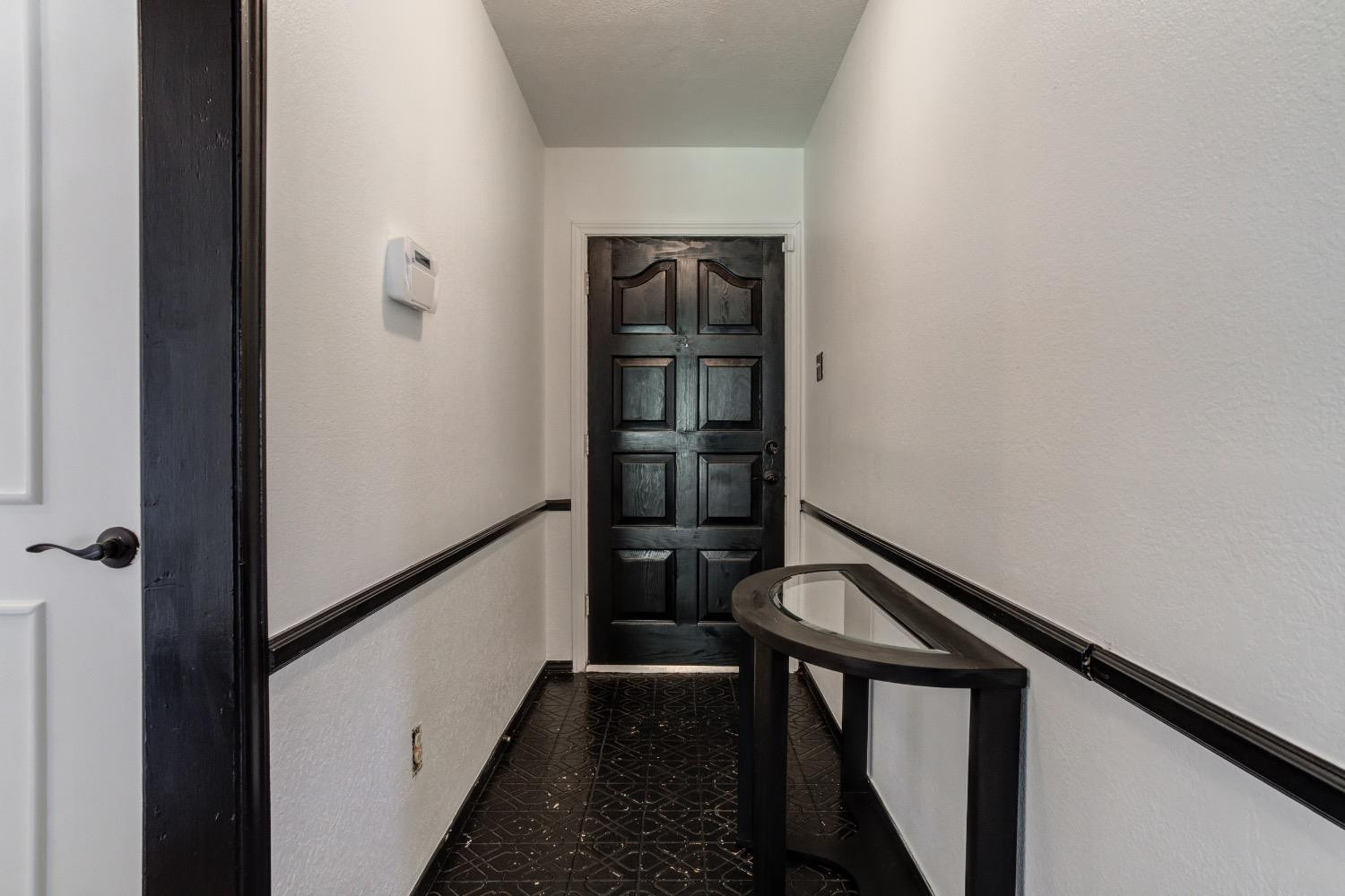 5228 93rd Street Lubbock, TX 79424 - Photo 5 of 36 Photo 5