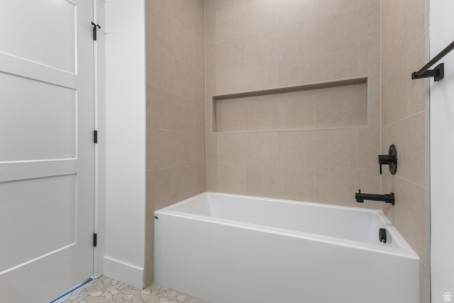 638 East Mountain Road North Ogden, UT 84414 - Photo 22 of 28 Bathroom featuring shower / bath combination