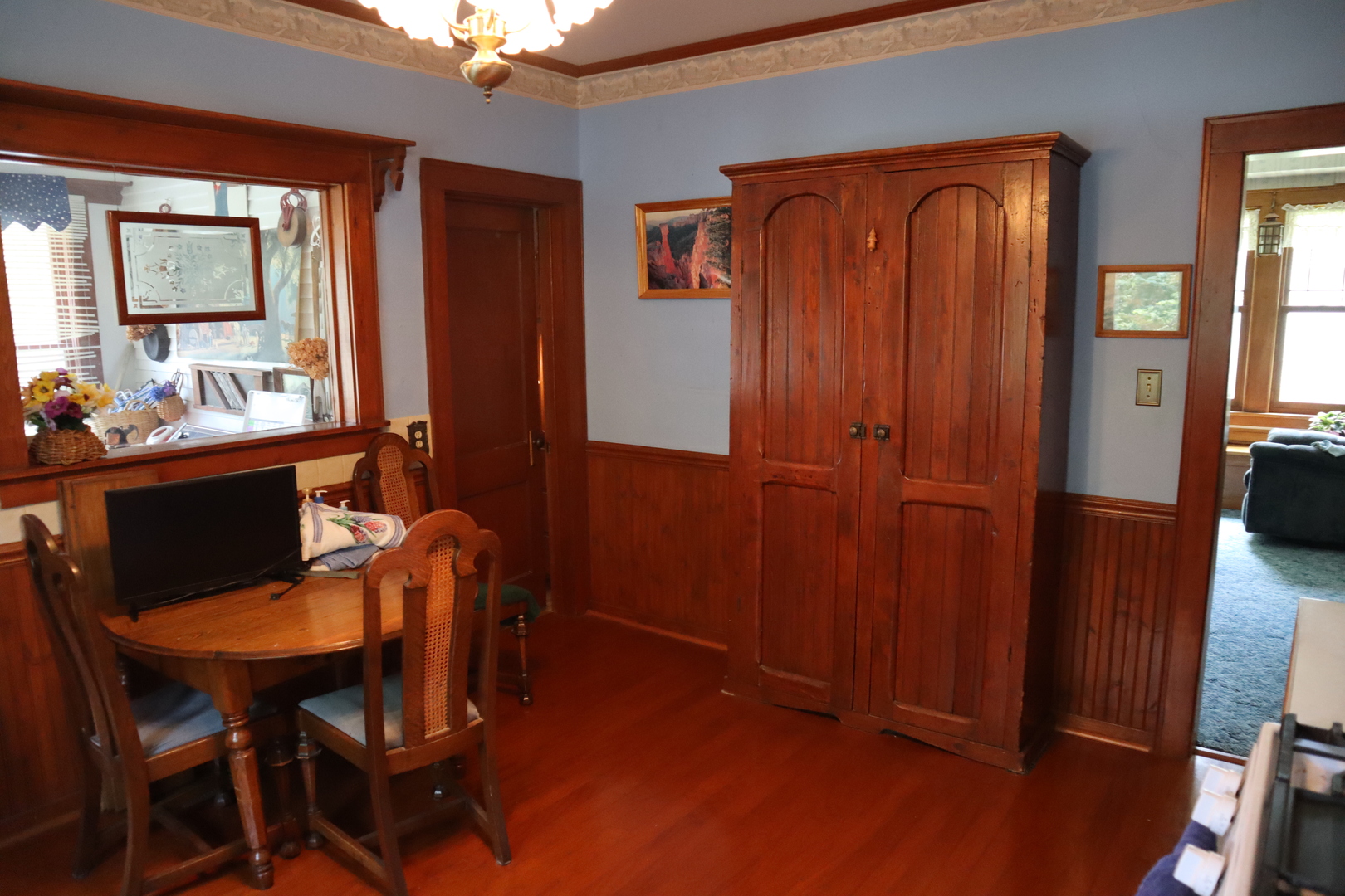 208 Heaton Street Walnut, IL 61376 - Photo 11 of 21 Gallery Image 11