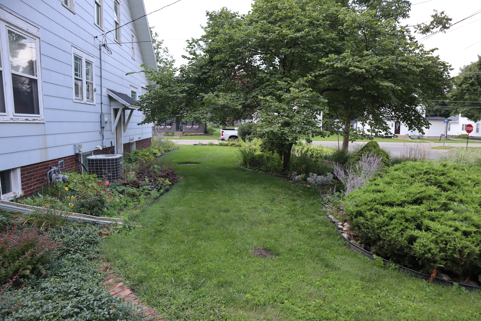 208 Heaton Street Walnut, IL 61376 - Photo 4 of 21 Gallery Image 4
