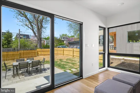 $1,545,000 | 139 West Mt Pleasant Avenue, Philadelphia, PA 19119