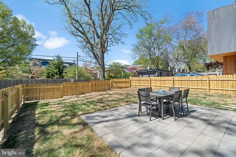 $1,545,000 | 139 West Mt Pleasant Avenue, Philadelphia, PA 19119