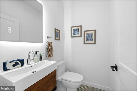 $1,545,000 | 139 West Mt Pleasant Avenue, Philadelphia, PA 19119