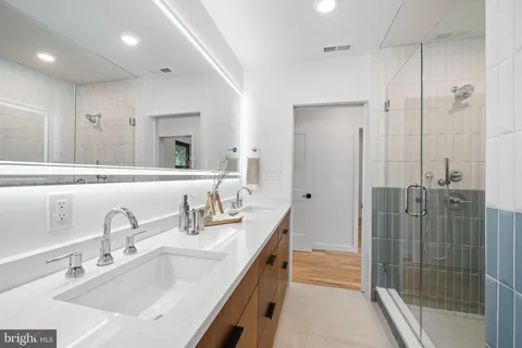 $1,545,000 | 139 West Mt Pleasant Avenue, Philadelphia, PA 19119