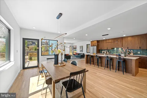 $1,545,000 | 139 West Mt Pleasant Avenue, Philadelphia, PA 19119