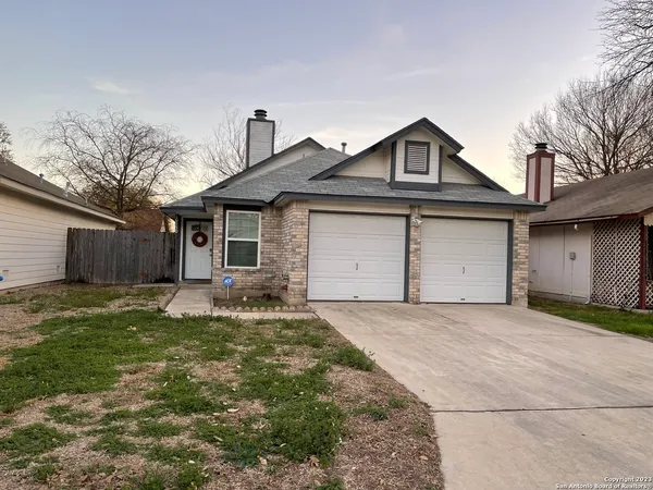 $1,550 | 10150 Woodtrail, San Antonio, TX 78250