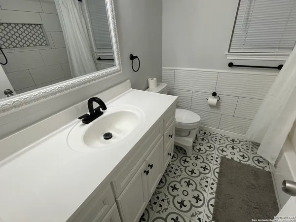 $1,550 | 10150 Woodtrail, San Antonio, TX 78250