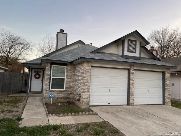 $1,550 | 10150 Woodtrail, San Antonio, TX 78250
