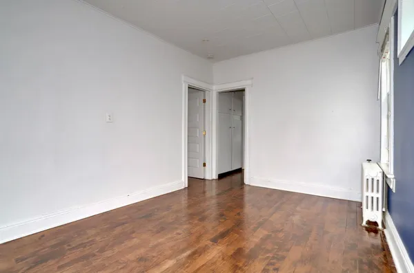 $2,850 | 12 Romaine Avenue, Jersey City, NJ 07306