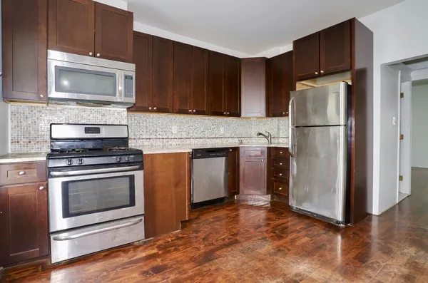 $2,850 | 12 Romaine Avenue, Jersey City, NJ 07306