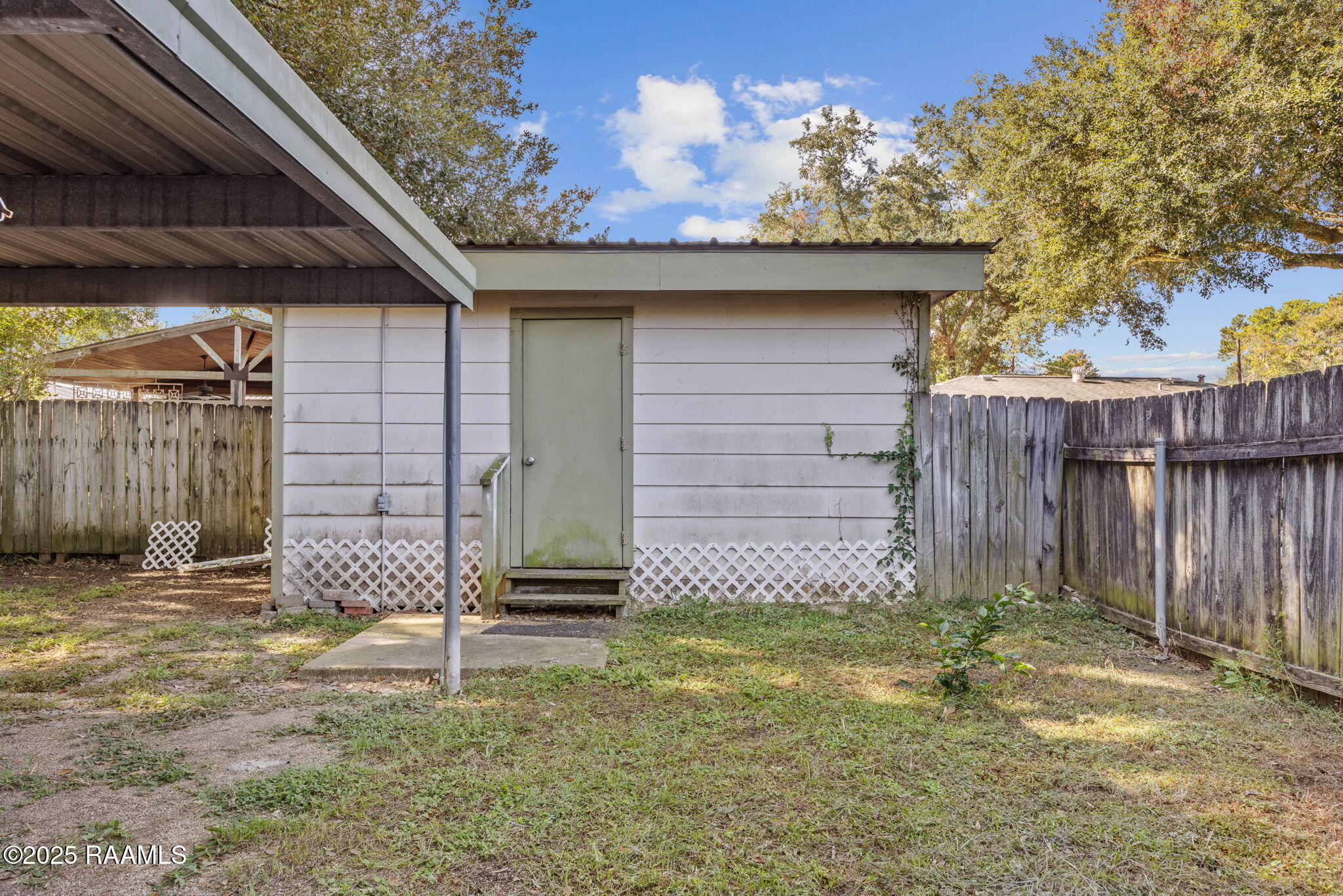 504 3rd Street Broussard, LA 70518 - Photo 16 of 24 Storage Shed