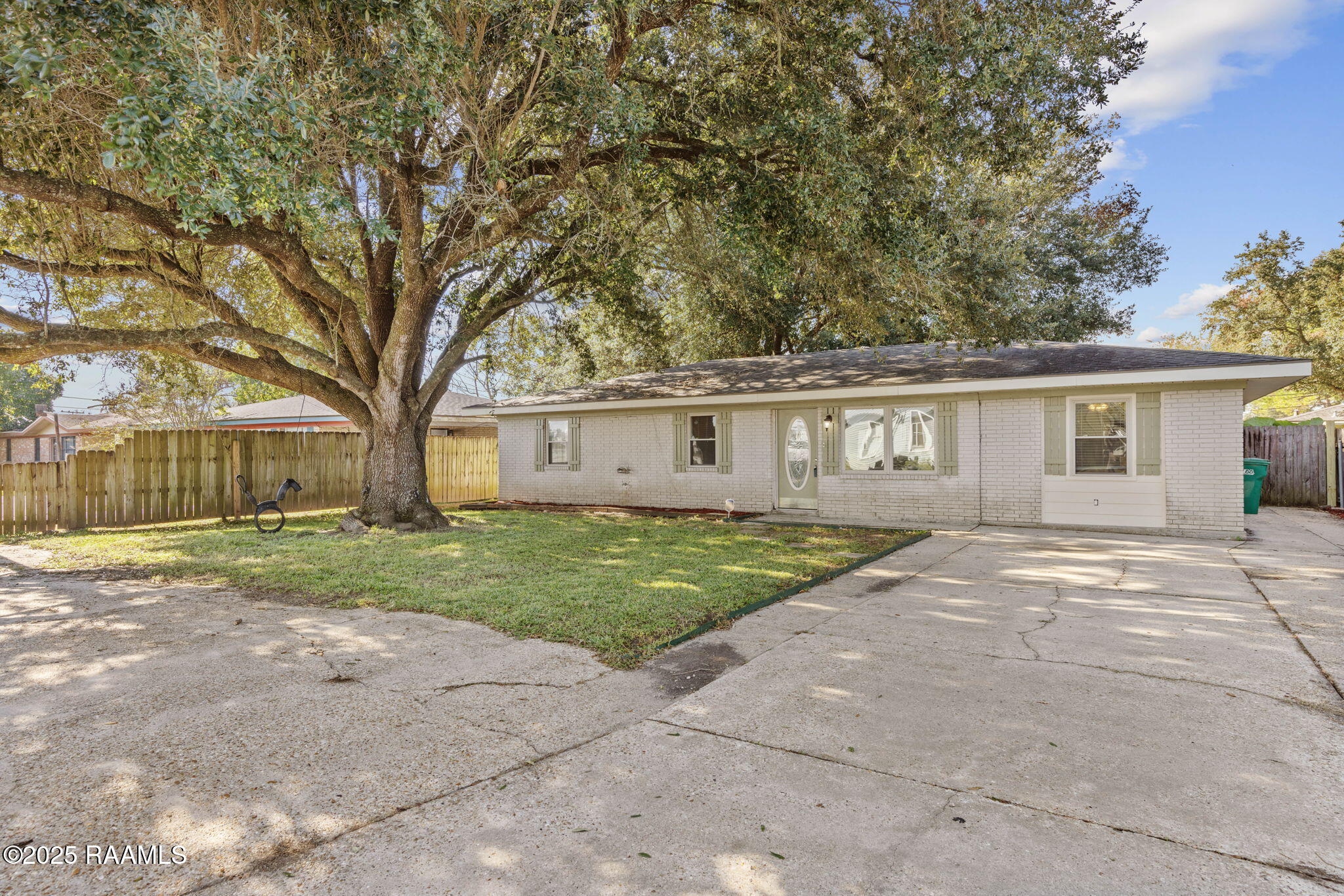 504 3rd Street Broussard, LA 70518 - Photo 2 of 24 Welcome Home!