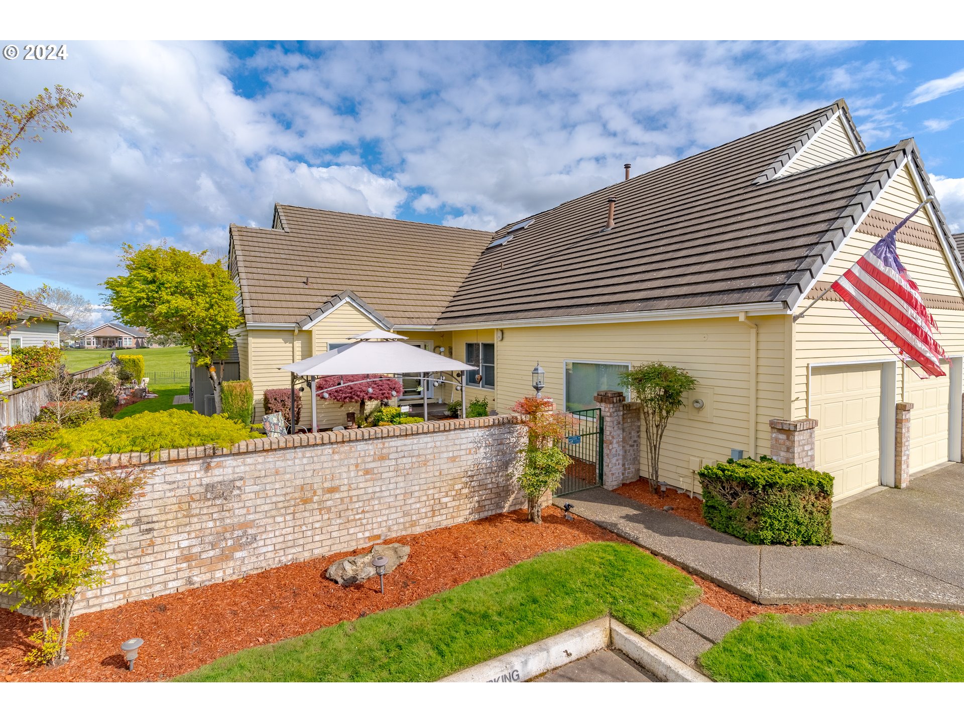 1012 Goose Creek Road Woodburn, OR 97071 - Photo 1 of 42 Gallery Image 1
