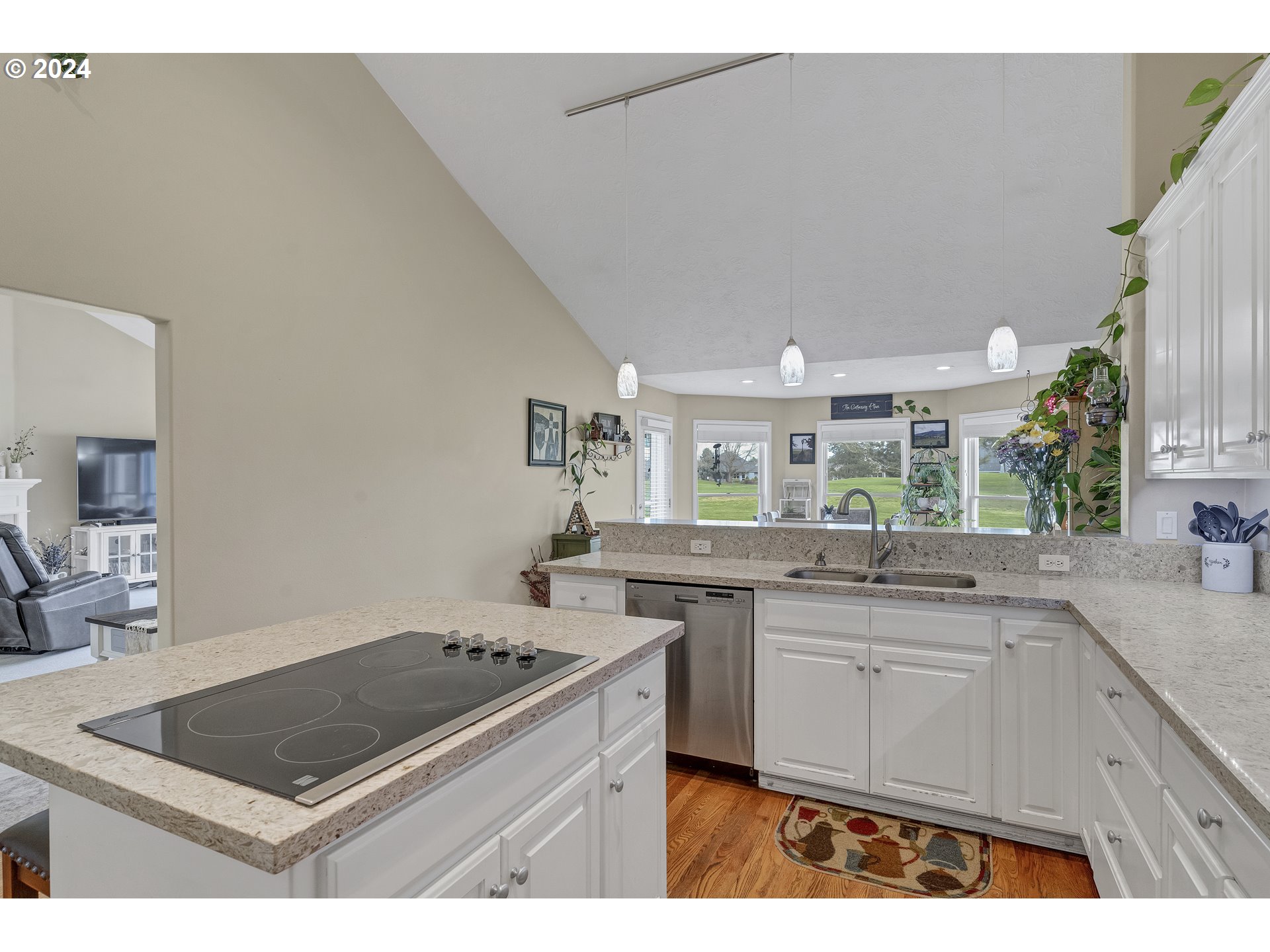 1012 Goose Creek Road Woodburn, OR 97071 - Photo 16 of 42 Gallery Image 16