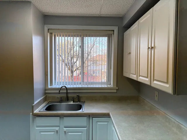 $1,300 | 10904 South Avenue D, Unit 2N, Chicago, IL 60617