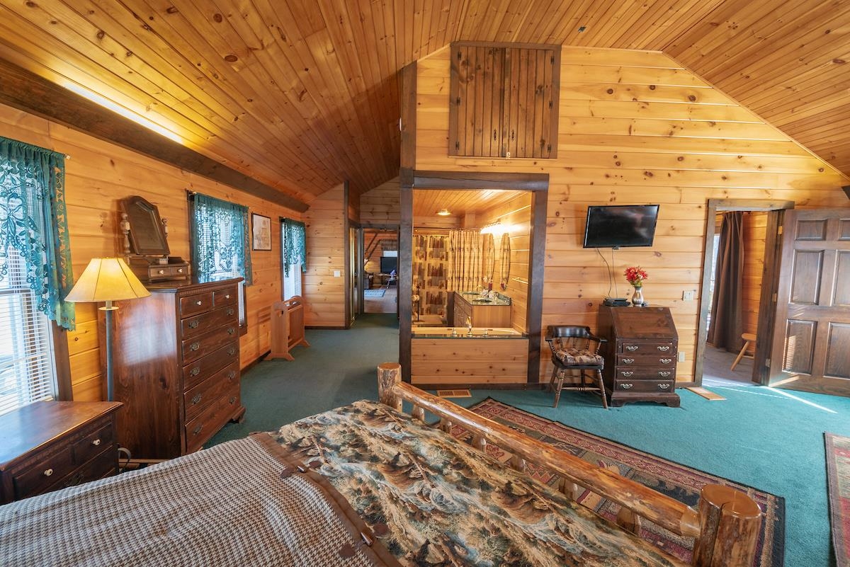 13 Lucerne Drive Madison, NH 03849 - Photo 14 of 40
