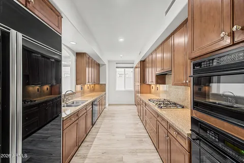 $1,099,000 | 3801 North Goldwater Boulevard, Unit 204, Scottsdale, AZ 85251