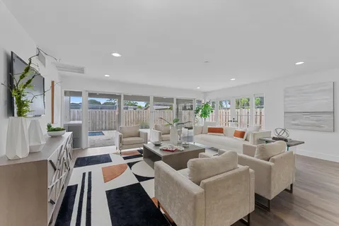 $1,059,000 | 5412 Arthur Street, Hollywood, FL 33021