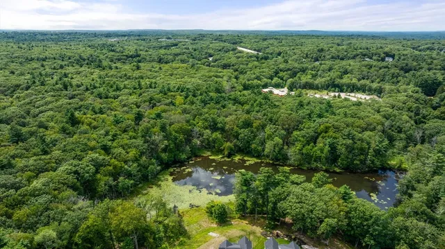 $2,045,000 | 106 Horrigan Drive, Unit 21, Dedham, MA 02026