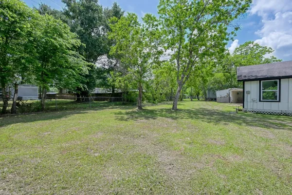$1,200 | 29906 Hunters, Unit B, Magnolia, TX 77355