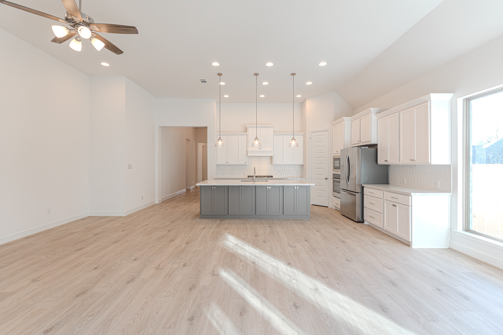 15910 Mahogany Mist Drive Conroe, TX 77302 - Photo 16 of 43