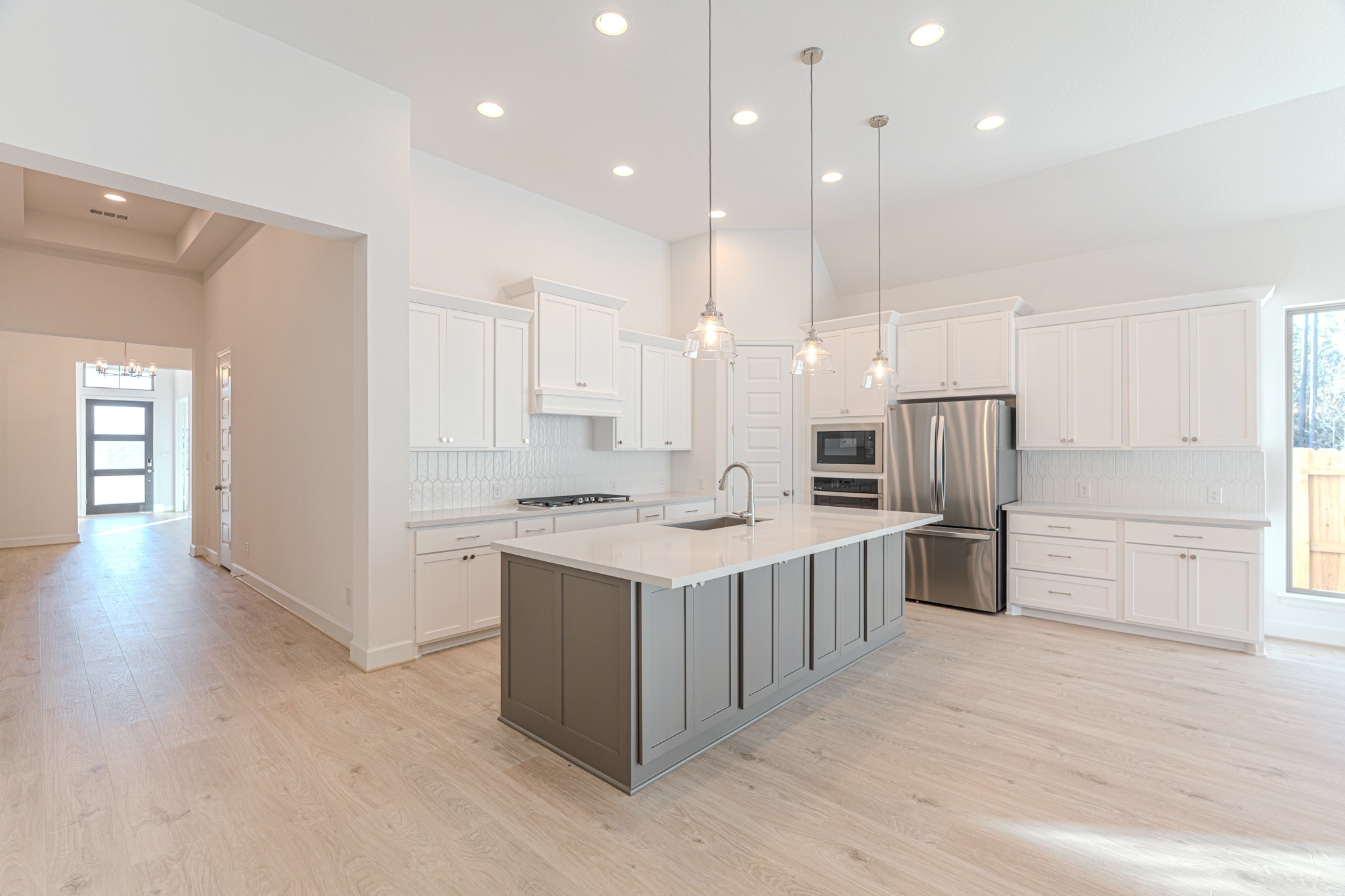 15910 Mahogany Mist Drive Conroe, TX 77302 - Photo 10 of 43