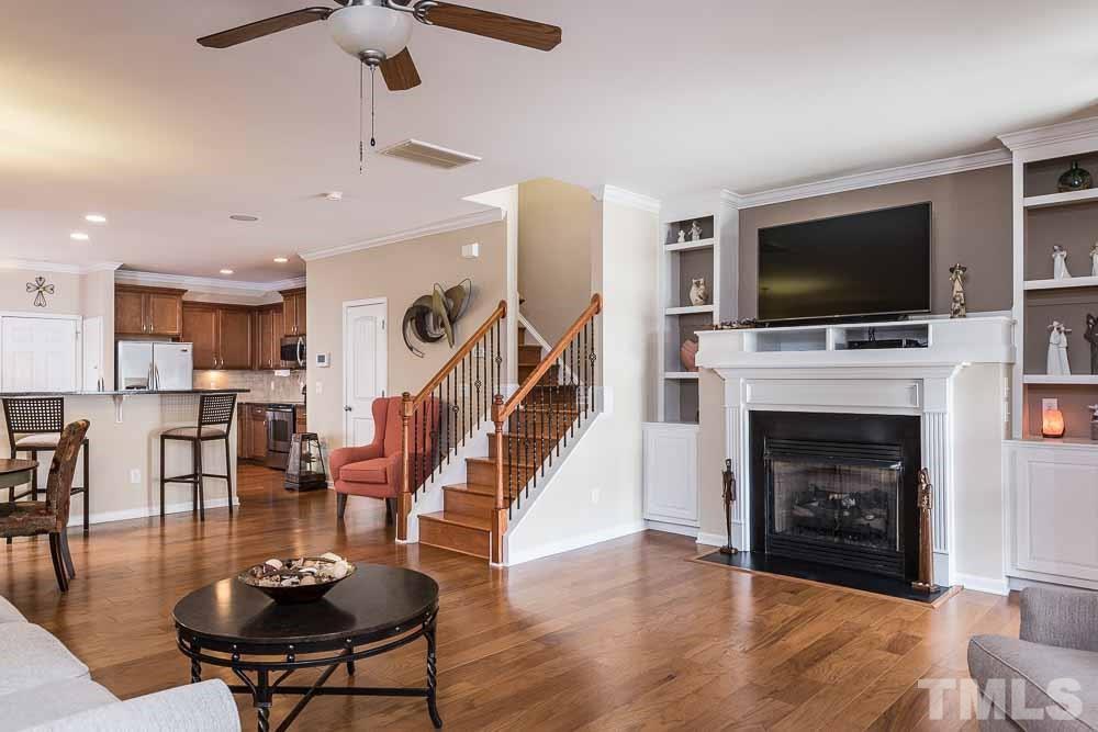 Another view of this wonderful entertaining space!
