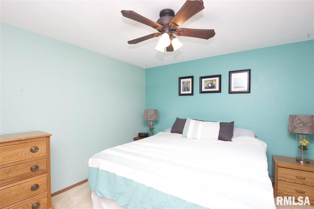 511 West Muller Road East Peoria, IL 61611 - Photo 16 of 36 Gallery Image 16