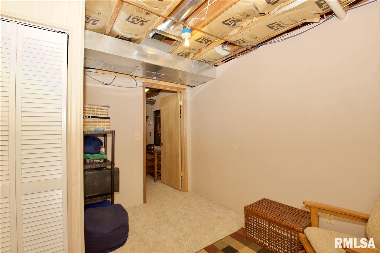 511 West Muller Road East Peoria, IL 61611 - Photo 31 of 36 Gallery Image 31