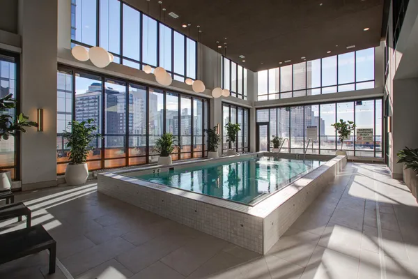 $2,995 | 270 Hennepin Avenue, Unit 517, Minneapolis, MN 55401