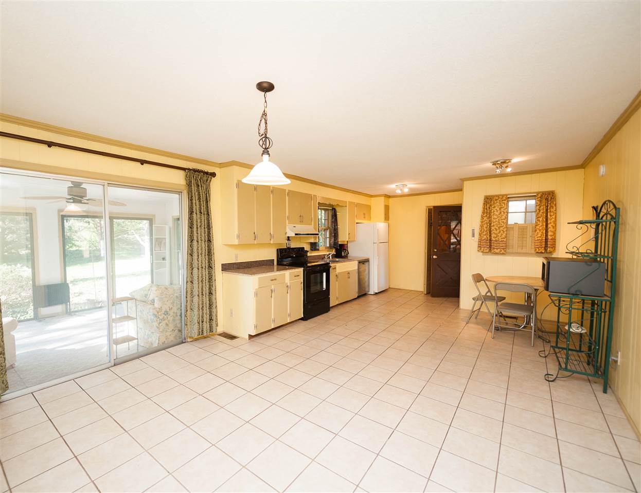 608 Redland Road Landrum, SC 29356 - Photo 4 of 25