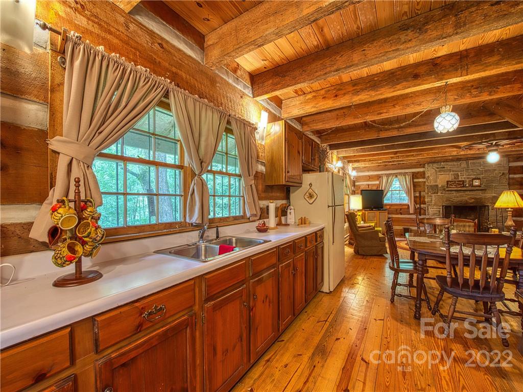 326 Old Soco Road Whittier, NC 28789 - Photo 13 of 45