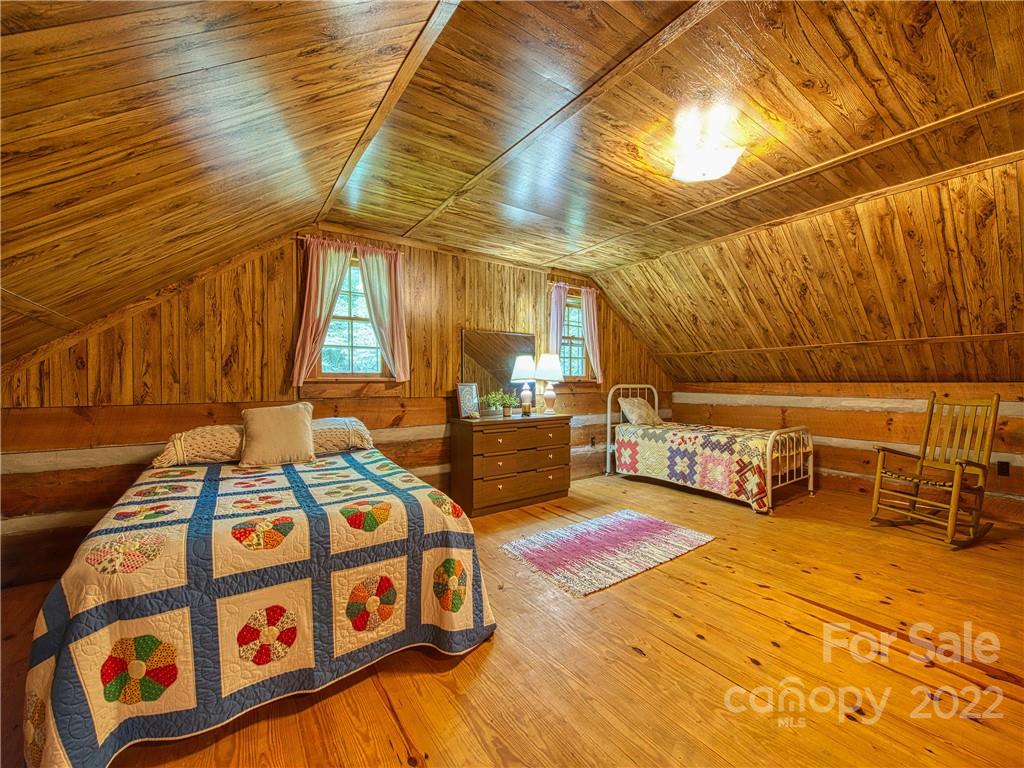 326 Old Soco Road Whittier, NC 28789 - Photo 20 of 45