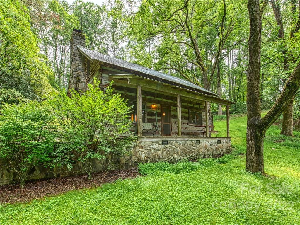 326 Old Soco Road Whittier, NC 28789 - Photo 2 of 45