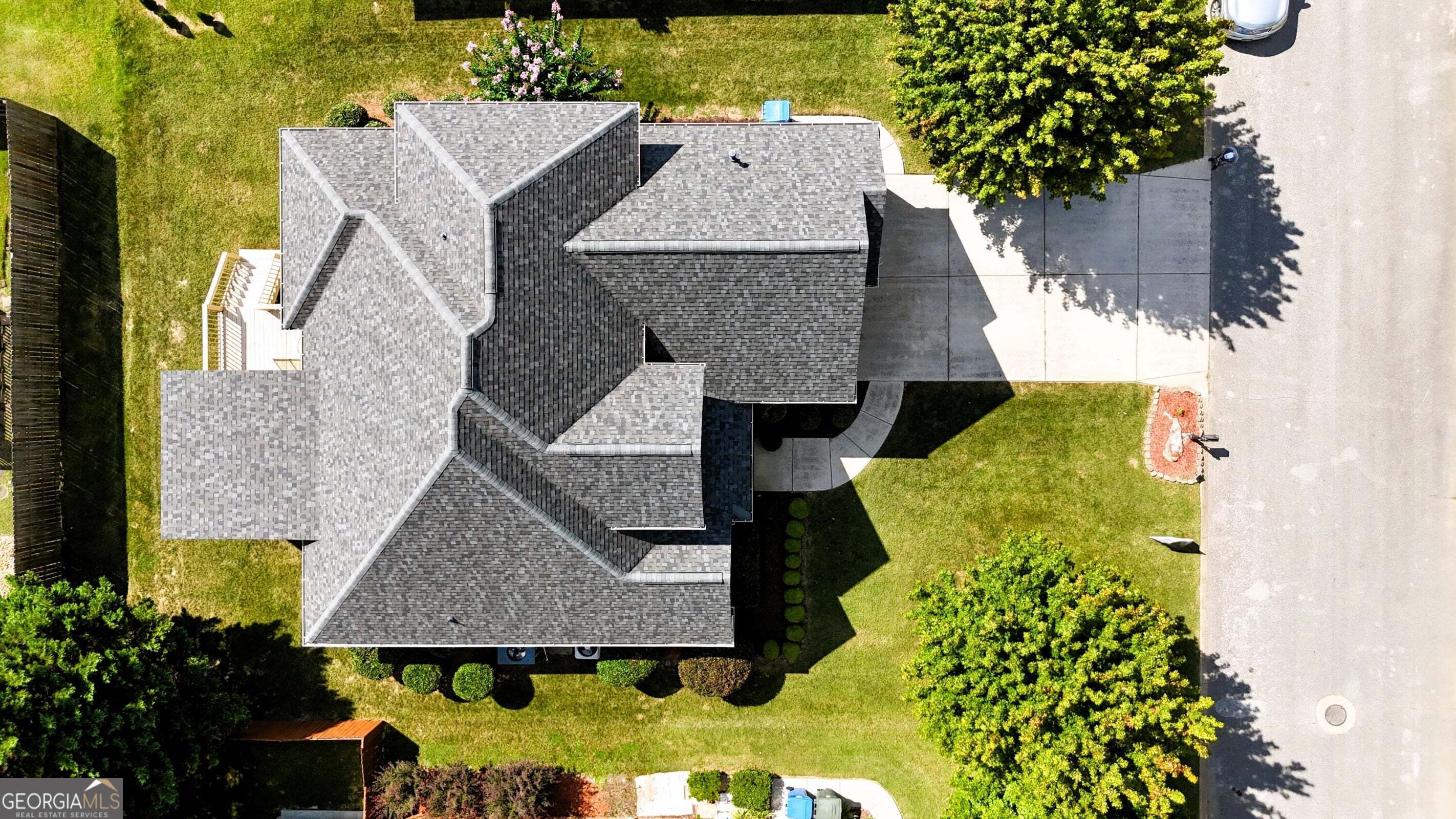 8530 Keystone Circle Chattanooga, TN 37421 - Photo 4 of 64