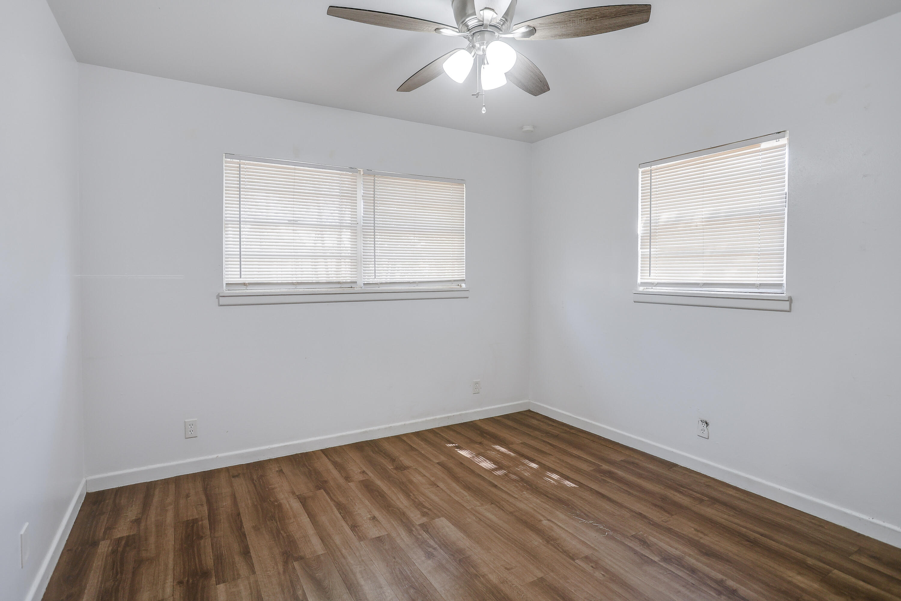 4902 43rd Street Lubbock, TX 79414 - Photo 10 of 15 4902-109