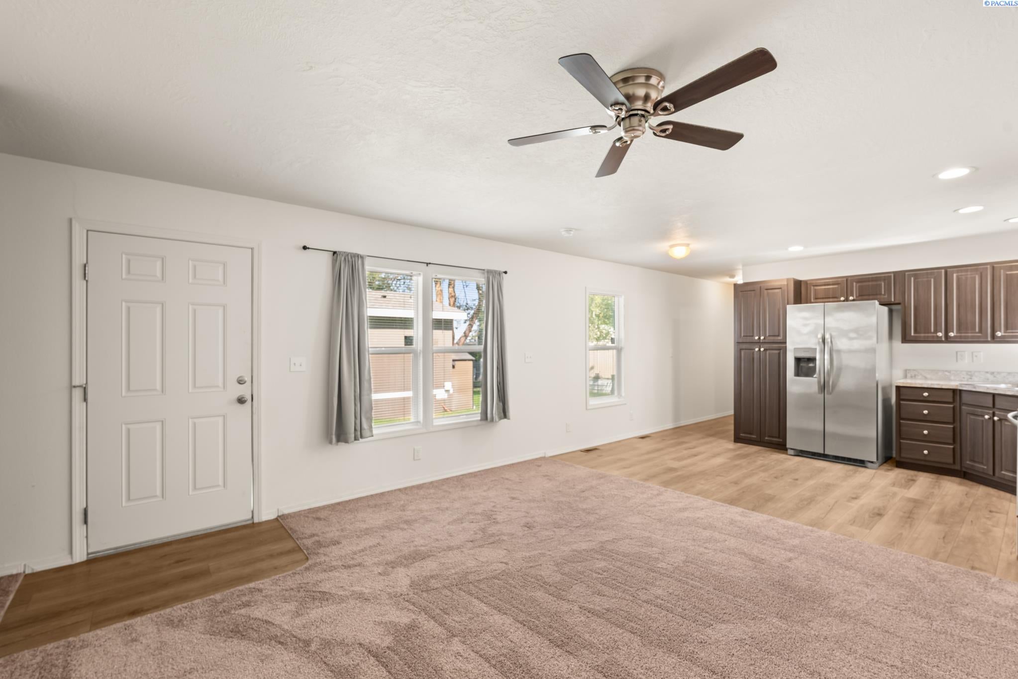 203106 East Bowles Road, Unit 83 Kennewick, WA 99337 - Photo 13 of 25 Gallery Image 13
