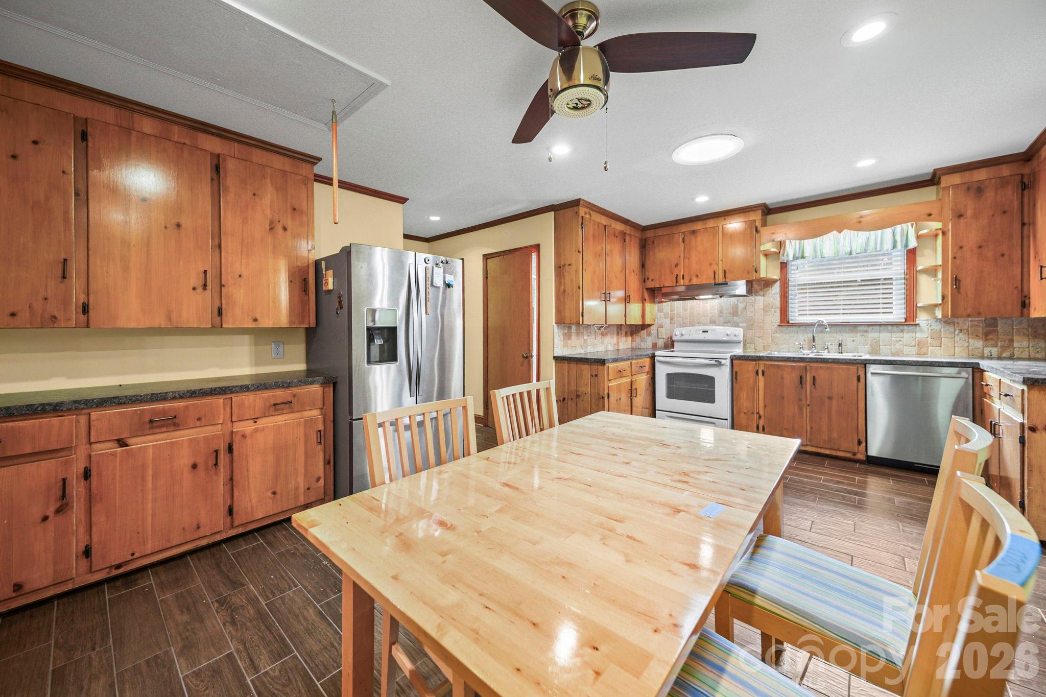 311 Old Nc 277 Loop Road Dallas, NC 28034 - Photo 5 of 20 Gallery Image 5