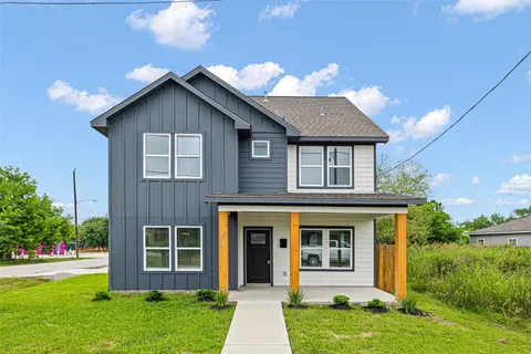 $320,000 | 8203 Gladstone Street, Houston, TX 77051
