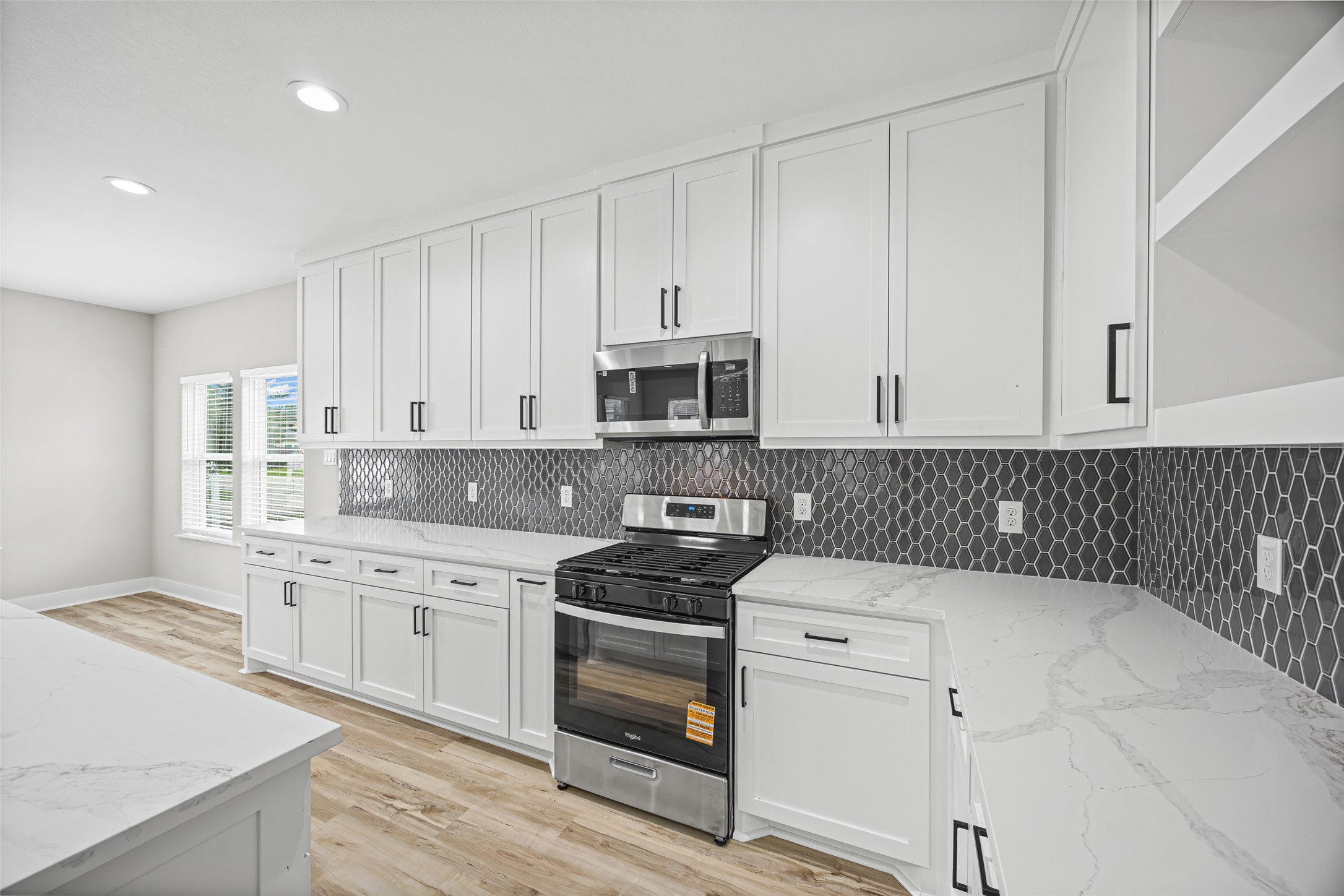 8203 Gladstone Street Houston, TX 77051 - Photo 13 of 30