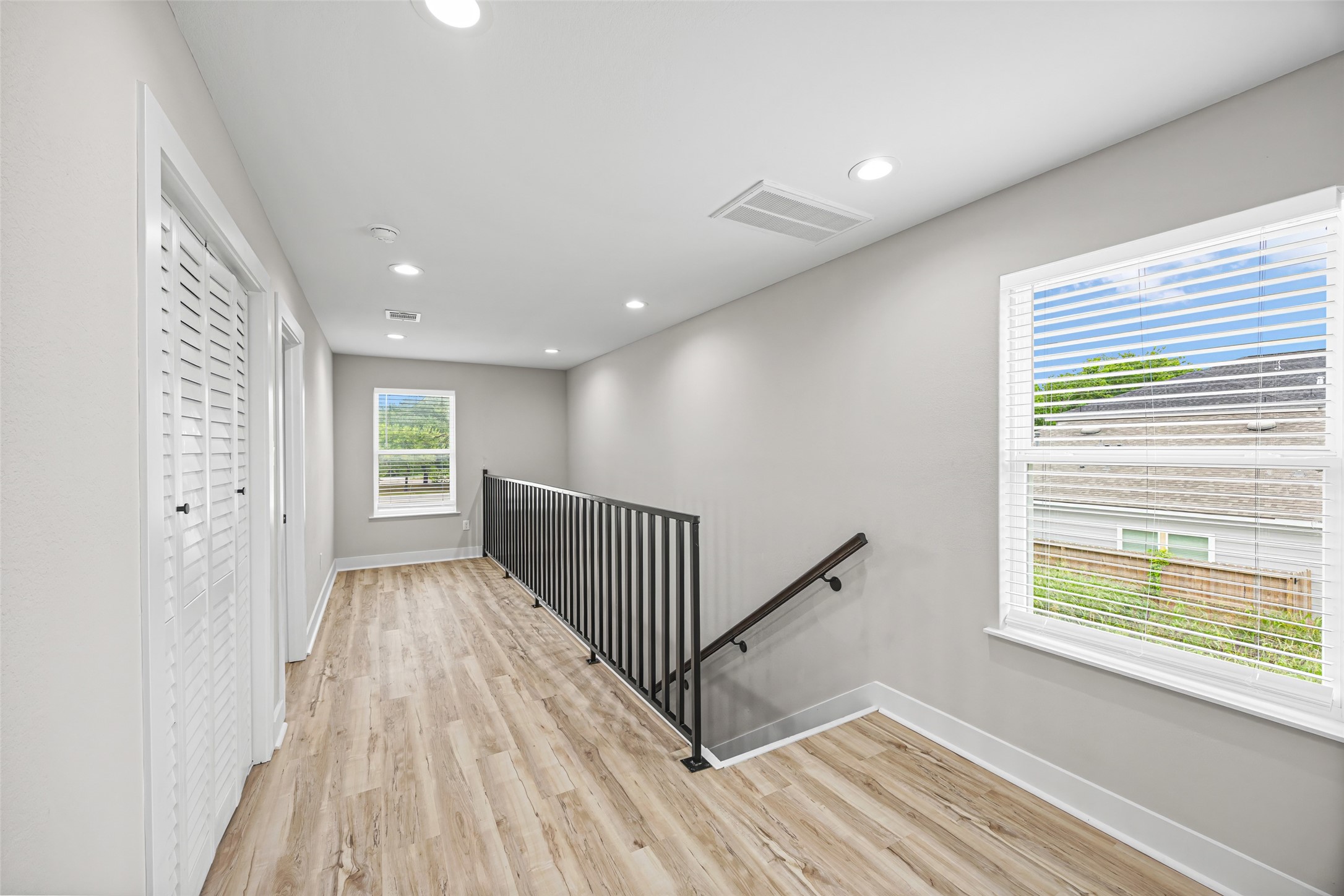 8203 Gladstone Street Houston, TX 77051 - Photo 18 of 30