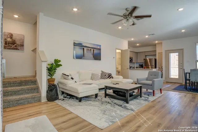 $1,650 | 7516 Magnolia, Unit 102, San Antonio, TX 78252