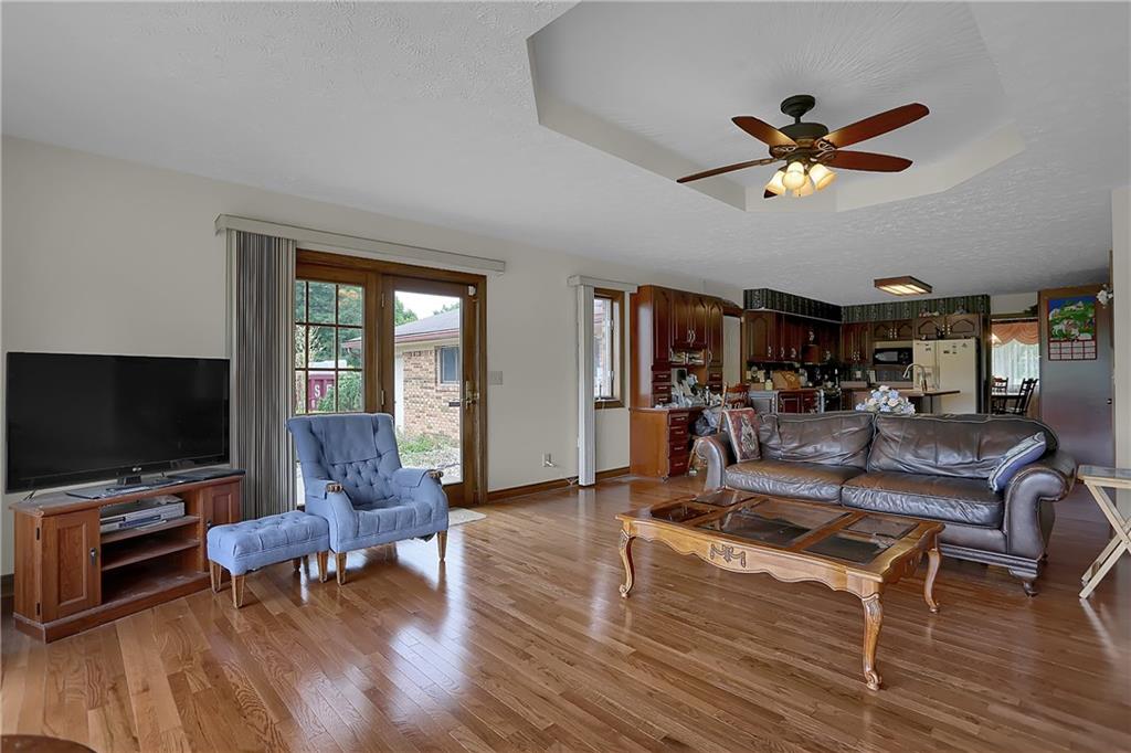 7275 Travis Road Greenwood, IN 46143 - Photo 14 of 56 Gallery Image 14