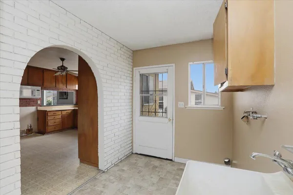 $415,000 | 1079 Magnolia Avenue West, San Bernardino, CA 92411