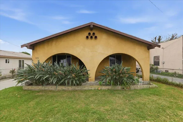 $415,000 | 1079 Magnolia Avenue West, San Bernardino, CA 92411