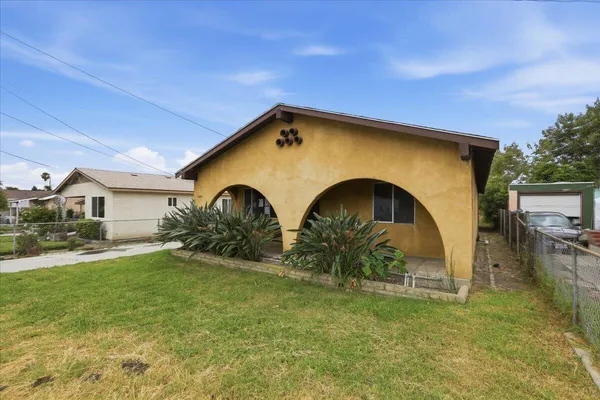 $415,000 | 1079 Magnolia Avenue West, San Bernardino, CA 92411