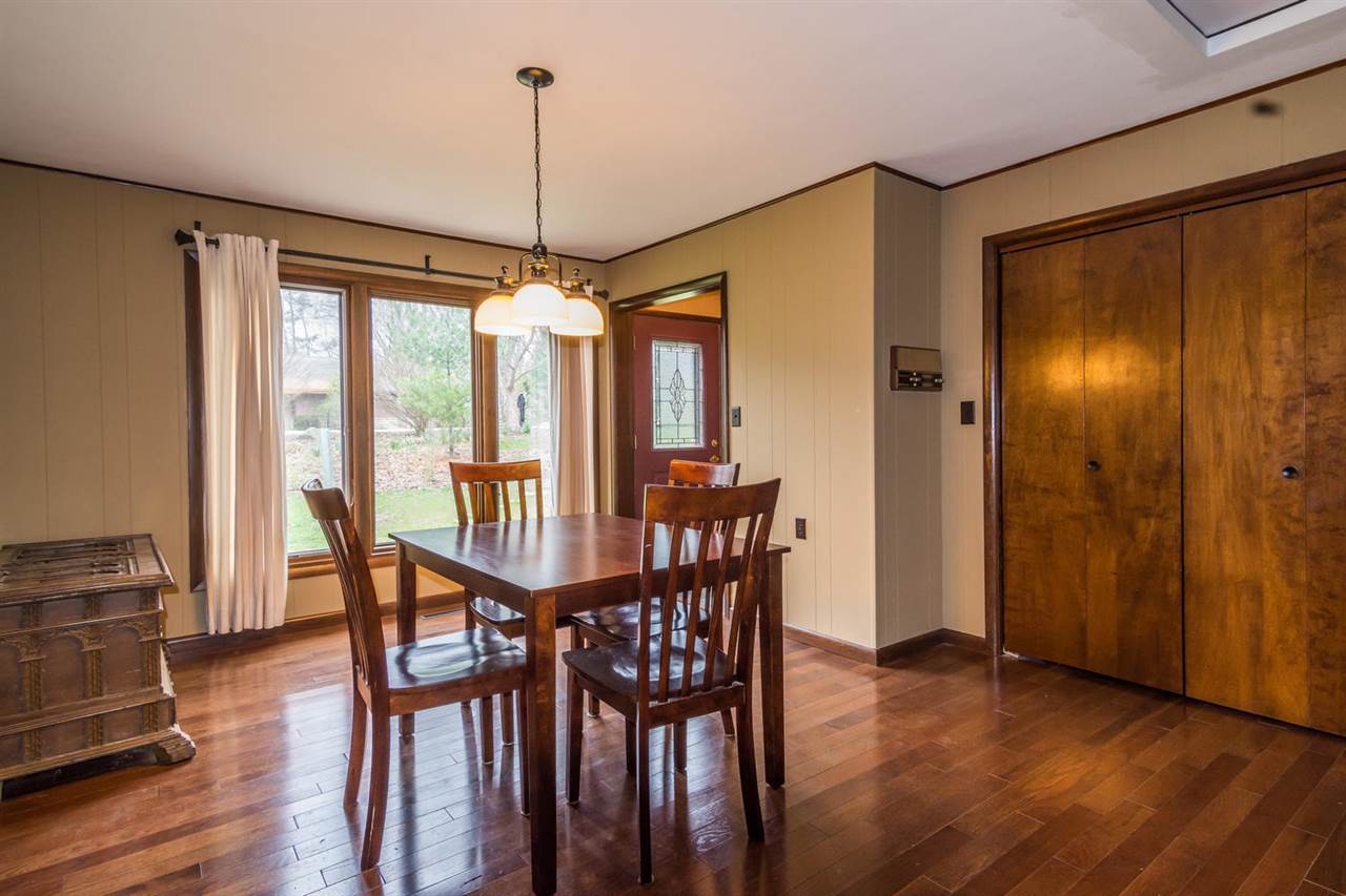 6828 East Bender Road Bloomington, IN 47401 - Photo 6 of 36 Gallery Image 6