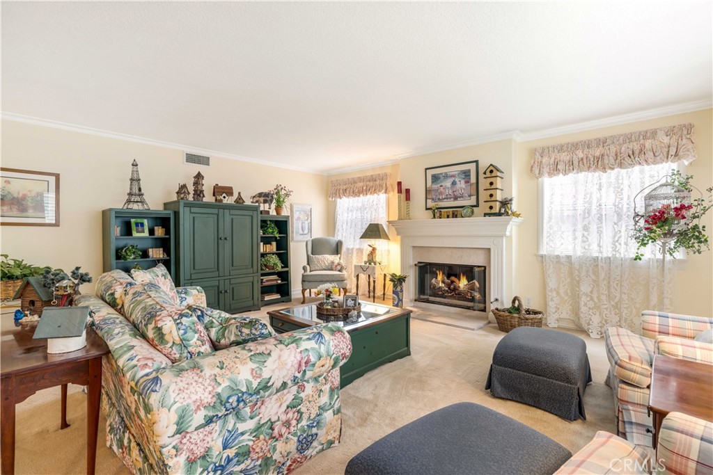 1714 Riverside Drive Glendale, CA 91201 - Photo 10 of 40