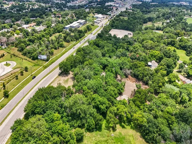 $399,900 | 5001 Jacksboro Highway, Fort Worth, TX 76114