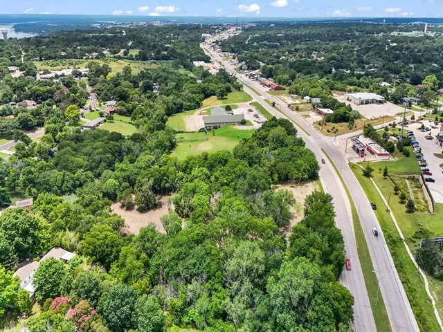 $399,900 | 5001 Jacksboro Highway, Fort Worth, TX 76114